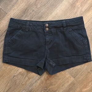 BKE Women’s Black and Blue Camo Jean Shorts Size 30‎ with Distressed Hem